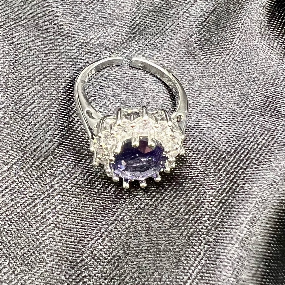 NIB S925 Stamped Amethyst and Zircon Princess Cut Oval Ring - Picture 9 of 15